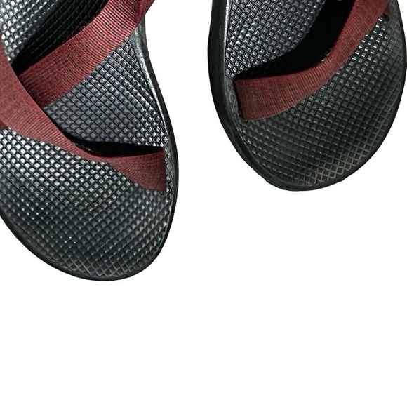 Chaco Z1 Classic Sandals Mens 11 Burgundy Maroon Adjustable Strap Hiking Shoes main image 5